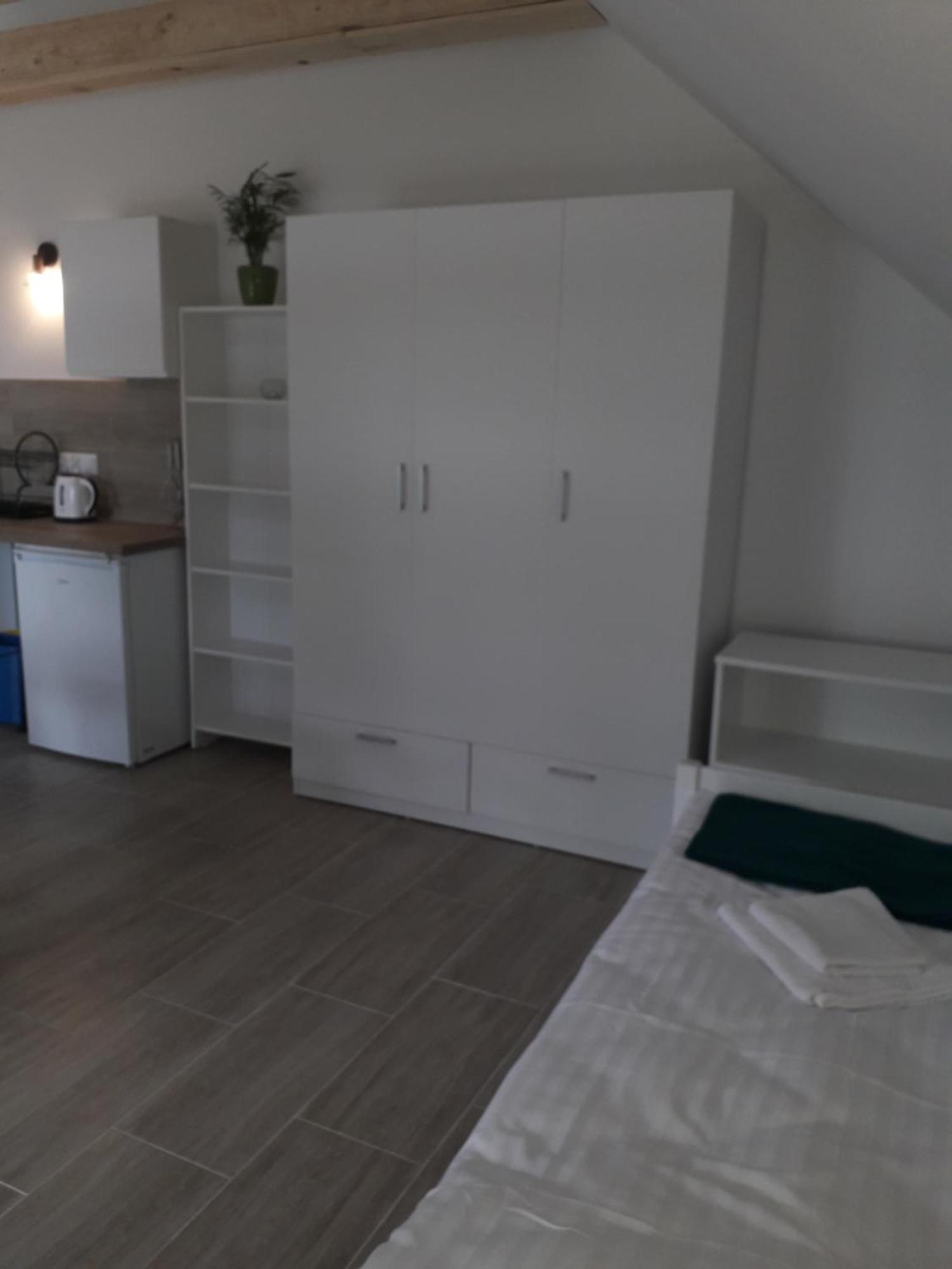 Paprotowka Apartament Wiosenny Paprotno Exteriér fotografie